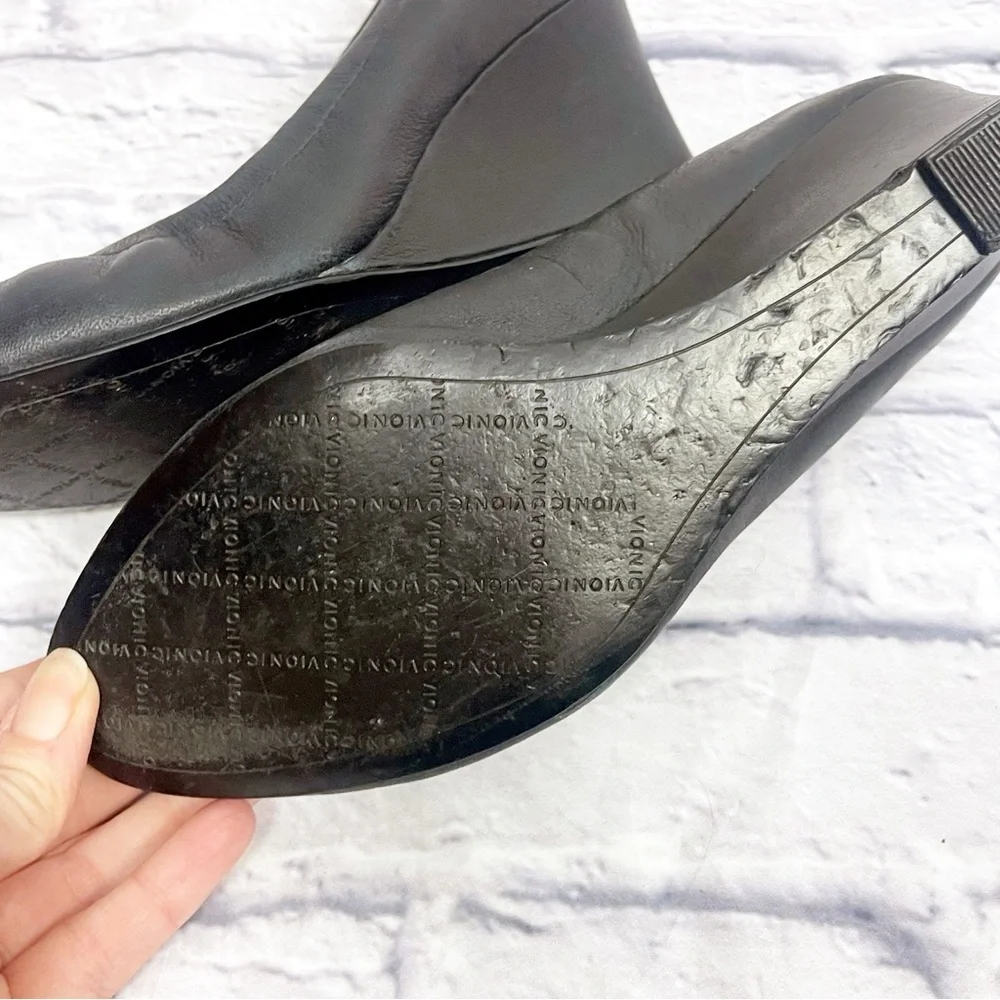 Vionic classic wedge